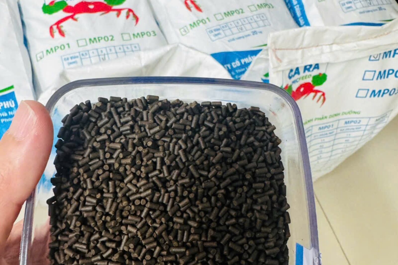 Kho thức ăn CARAMICFEED MICFOOD